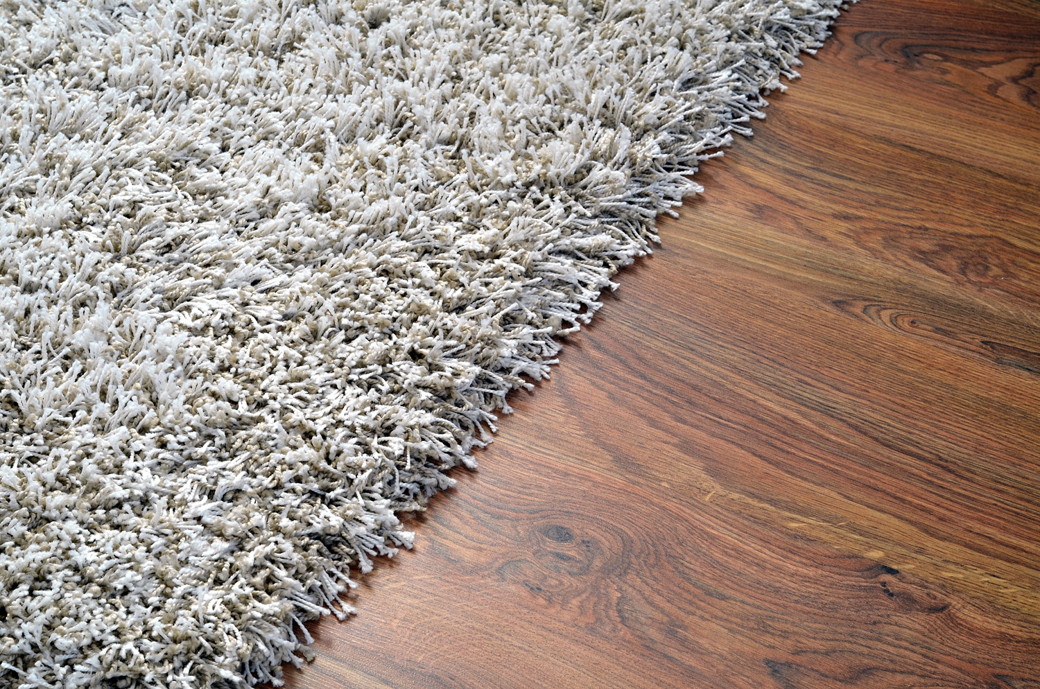 Carpet vs hardwood floors? Weighing in on the Pros and Cons - Living  Magazine
